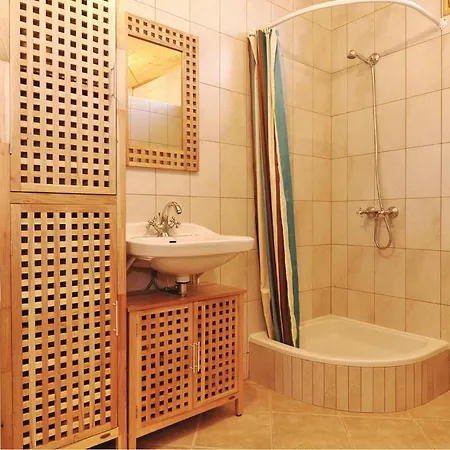 別荘 3 Bedroom In ヴィル