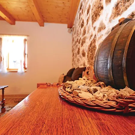 3 Bedroom In * Vir