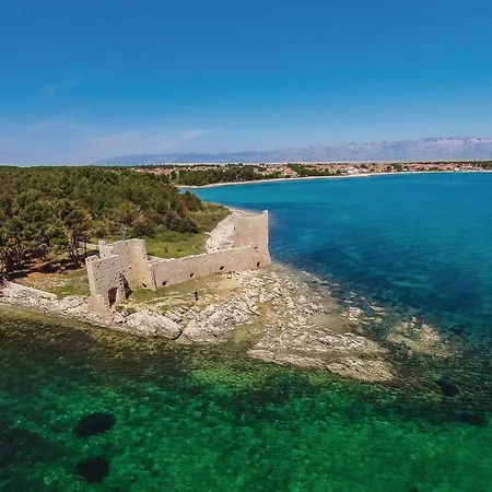 13 Prázdninový dům